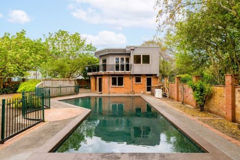 Photo of property in 343 River Road, Claudelands, Hamilton, 3214