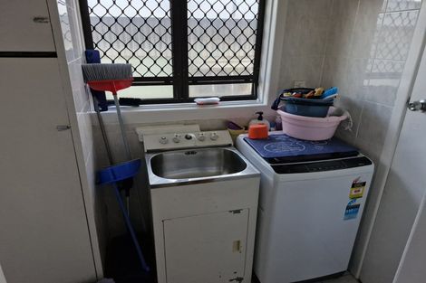 Photo of property in 318 Massey Road, Mangere East, Auckland, 2024