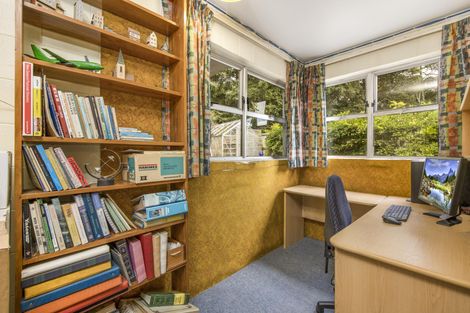 Photo of property in 43 Kelvyn Grove, Hillpark, Auckland, 2102