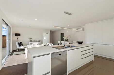 Photo of property in 14 Maka Lane, Halswell, Christchurch, 8025