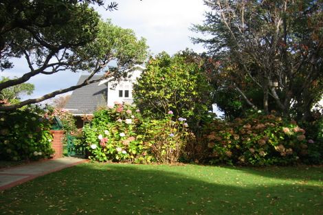 Photo of property in 10 Massey Avenue, Woburn, Lower Hutt, 5010