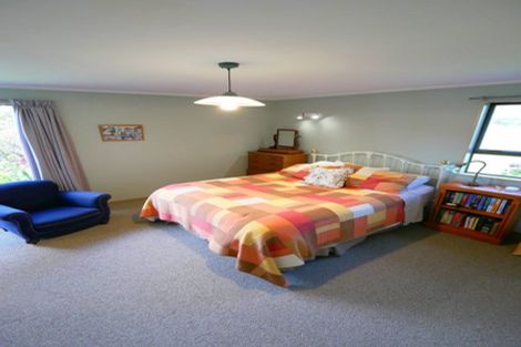Photo of property in 119 Paekakariki Hill Road, Pauatahanui, Porirua, 5381