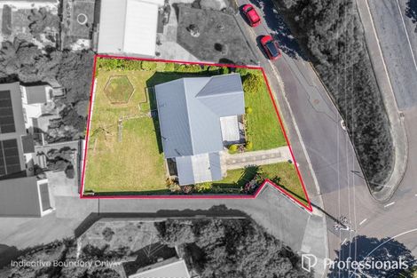 Photo of property in 1 Taku Matenga Grove, Korokoro, Lower Hutt, 5012