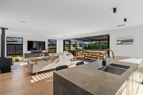Photo of property in 53 Timsfield Drive, Lake Hawea, 9382