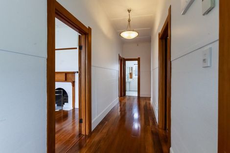 Photo of property in 1 Mcgrath Street, Napier South, Napier, 4110