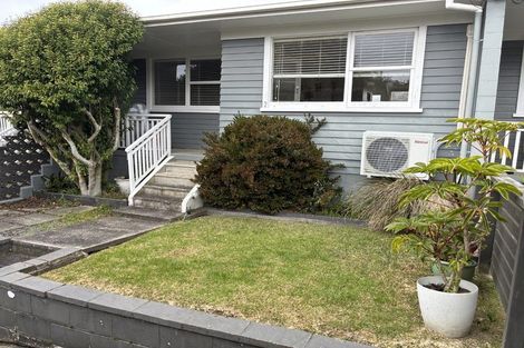 Photo of property in 19 Church Street, Northcote Point, Auckland, 0627