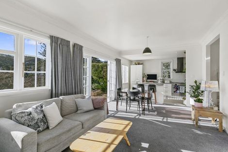 Photo of property in 374 Karori Road, Karori, Wellington, 6012