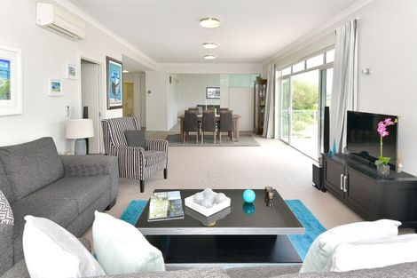 Photo of property in 59 Parkside Drive, Orewa, 0931