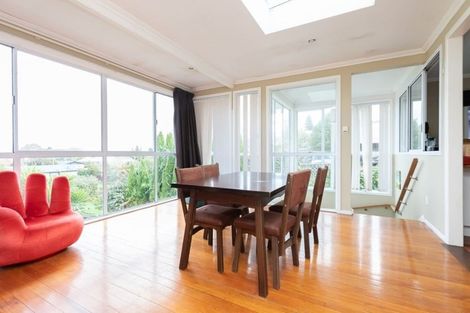 Photo of property in 101 Lake Crescent, Hamilton Lake, Hamilton, 3204