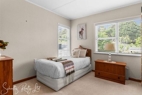 Photo of property in 25 Whaka Street, Maungaturoto, 0520