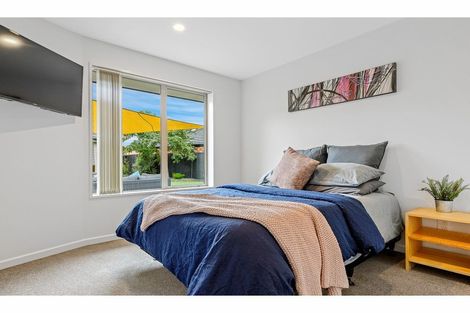 Photo of property in 5 Cyclamen Place, Aidanfield, Christchurch, 8025
