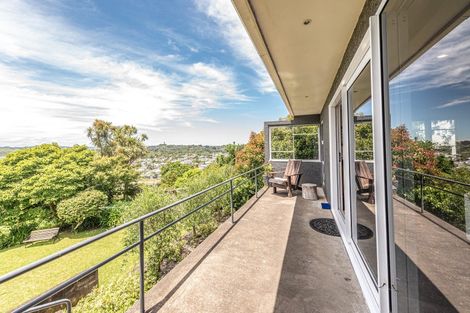 Photo of property in 10 Great North Road, Saint Johns Hill, Whanganui, 4500