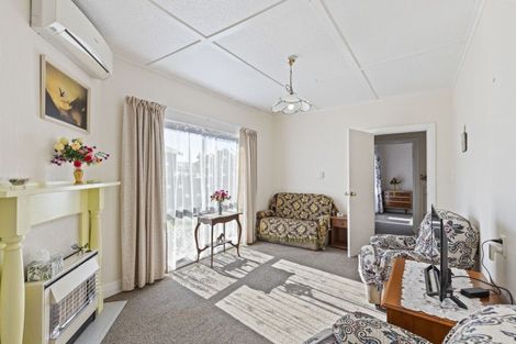 Photo of property in 11a Queen Street, Waitara, 4320