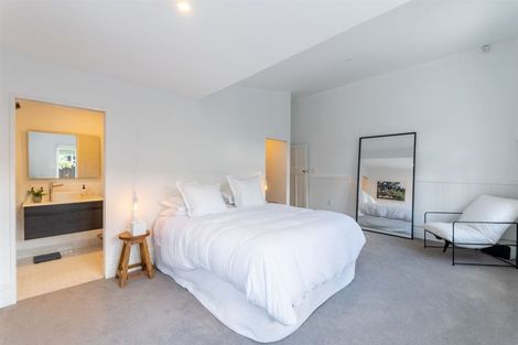 Photo of property in 80 Holly Road, St Albans, Christchurch, 8014