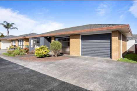 Photo of property in 2/282 Shirley Road, Papatoetoe, Auckland, 2025