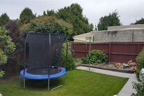 Photo of property in 2/58 Hounslow Street, Ilam, Christchurch, 8041