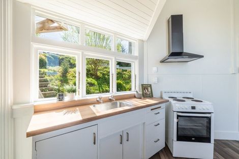 Photo of property in 16a-b Johnston Street, Gore, 9710