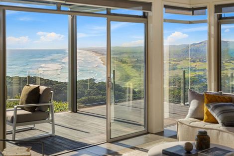 Photo of property in 42 Waitea Road, Muriwai, Waimauku, 0881