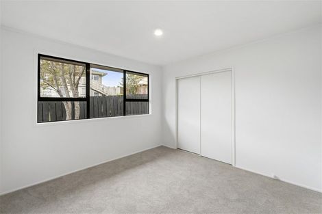 Photo of property in 32a Bayview Road, Bayview, Auckland, 0629