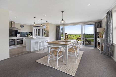 Photo of property in 3-5 Thompson Street, Shannon, 4821