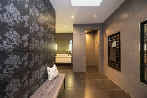 Photo of property in 27a Phoenix Avenue, Hokowhitu, Palmerston North, 4410