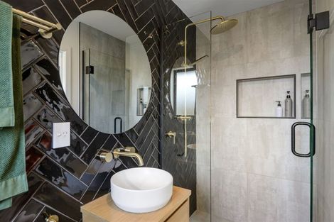 Photo of property in 2/74a Jeffreys Road, Fendalton, Christchurch, 8052