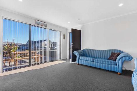 Photo of property in 57 Crown Street, Papamoa, 3118