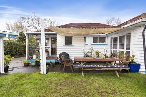 Photo of property in 14 Matangi Road, Mount Wellington, Auckland, 1060