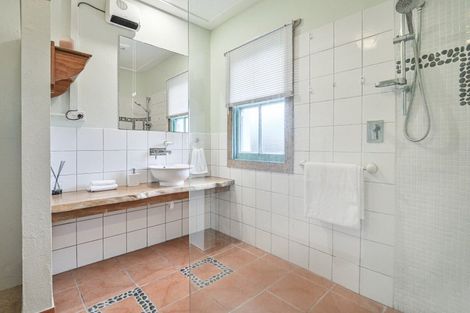 Photo of property in 903 Nelson Street North, Mahora, Hastings, 4120