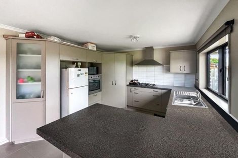 Photo of property in 8 Shirley Place, Huntington, Hamilton, 3210