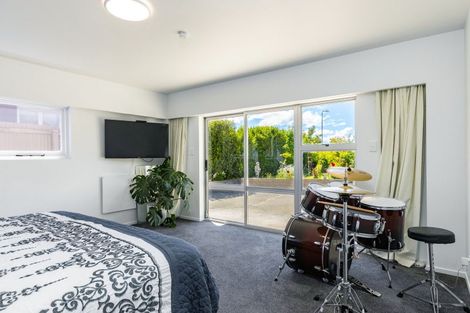 Photo of property in 8 Newbourne Crescent, Redwoodtown, Blenheim, 7201