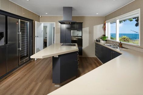 Photo of property in 62 Sharon Road, Waiake, Auckland, 0630