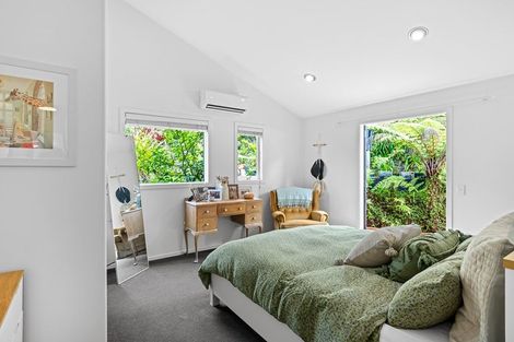 Photo of property in 141 Matipo Road, Te Atatu Peninsula, Auckland, 0610