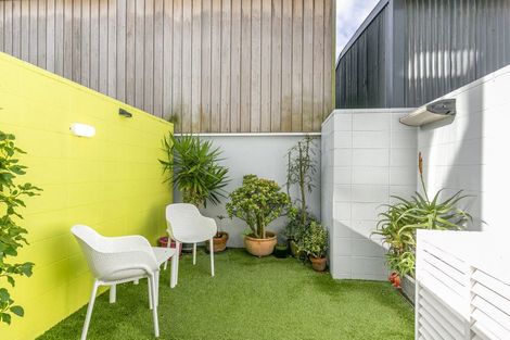 Photo of property in Canvas Apartments, 3/307 Willis Street, Te Aro, Wellington, 6011