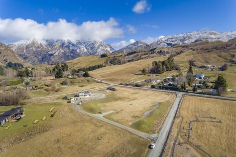 Photo of property in 12 Fitzpatrick Road, Dalefield, Queenstown, 9371