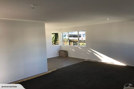 Photo of property in 12 Mascot Avenue, Mangere, Auckland, 2022