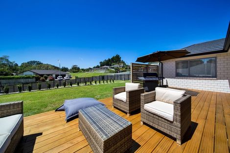 Photo of property in 23 Garrett Drive, Whalers Gate, New Plymouth, 4310