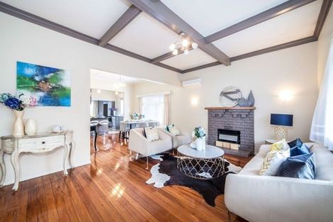 Photo of property in 61 Glenvar Road, Torbay, Auckland, 0630