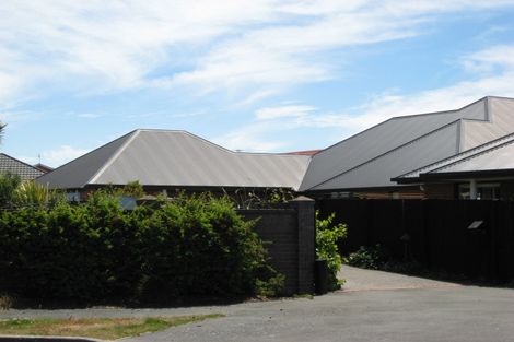 Photo of property in 7 Wiltshire Mews Avonhead Christchurch City