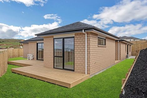 Photo of property in 8 Titchmarsh Lane, Pokeno, 2402