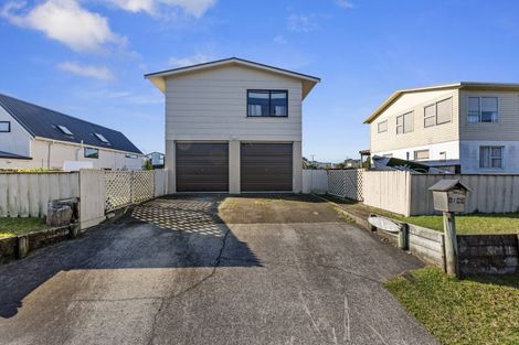 Photo of property in 1283 Papamoa Beach Road, Papamoa Beach, Papamoa, 3118