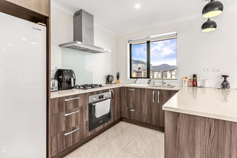 Photo of property in 28 Inuwai Street, Glenview, Hamilton, 3206