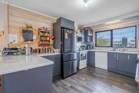 Photo of property in 2 Pukaki Street, Gore, 9710