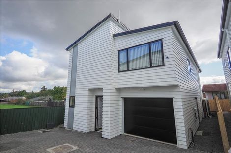 Photo of property in 24c Poinsettia Place, Henderson, Auckland, 0610