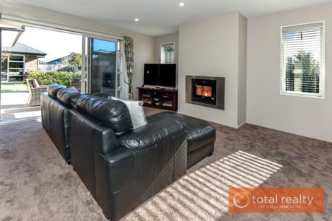 Photo of property in 33 Parklea Avenue, Halswell, Christchurch, 8025