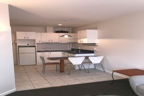 Photo of property in Terrace Tower Apartments, 1d/126 The Terrace, Wellington Central, Wellington, 6011