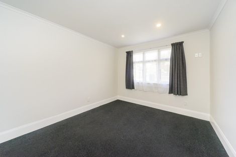 Photo of property in 11 Shamrock Street, Takaro, Palmerston North, 4412