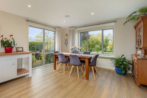 Photo of property in 2 Puketutu Grove, Motueka, 7120