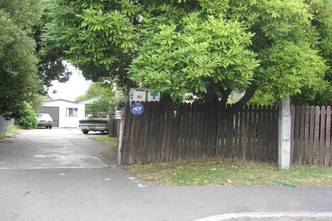 Photo of property in 8 Homer Place, Upper Riccarton, Christchurch, 8041