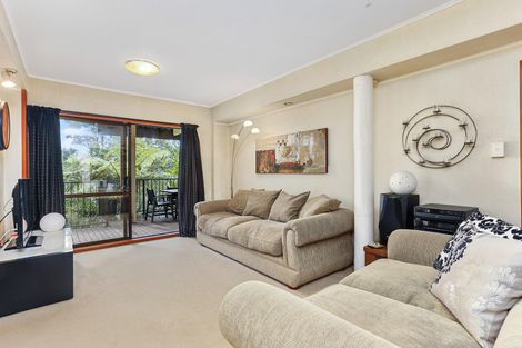 Photo of property in 50 Park Road, Titirangi, Auckland, 0604